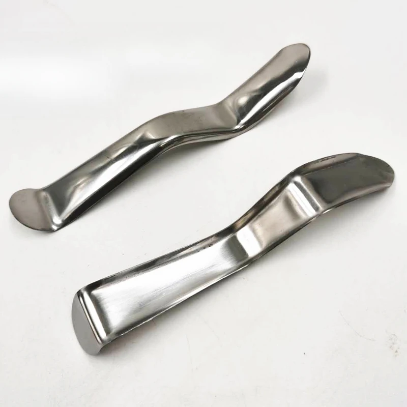 Dentistry Lip Cheek Retractor S Shape Stainless Steel Dental Lip Hook Clamps S Shape Lip Cheek Retractor Metal Dentistry Tool