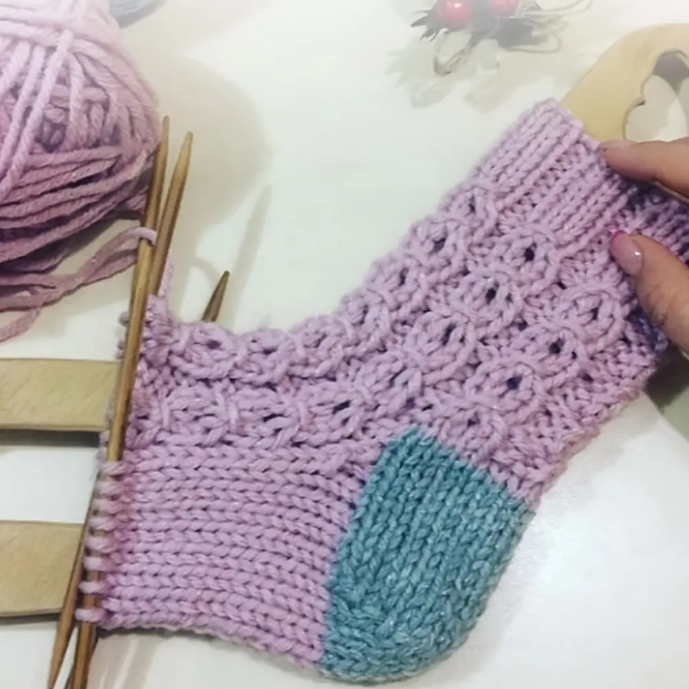 

2 пары деревянных форм для носков, инструменты для вязания, держатели для демонстрации чулок, формы для вязания крючком, DIY-формы для формовки носков с гладкими краями