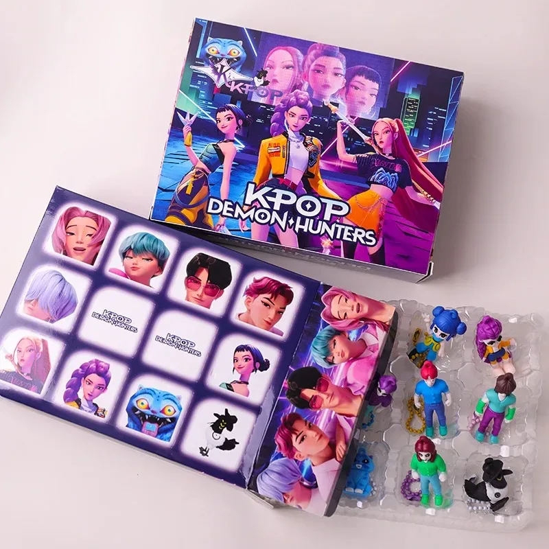 Willekeurig ​ 12 stks KPOP Demon Hunters Blind Box, Poke Poke Lucky Game voor Kinderen, PVC Anime Figuur Collectibles voor Party Geschenken ​