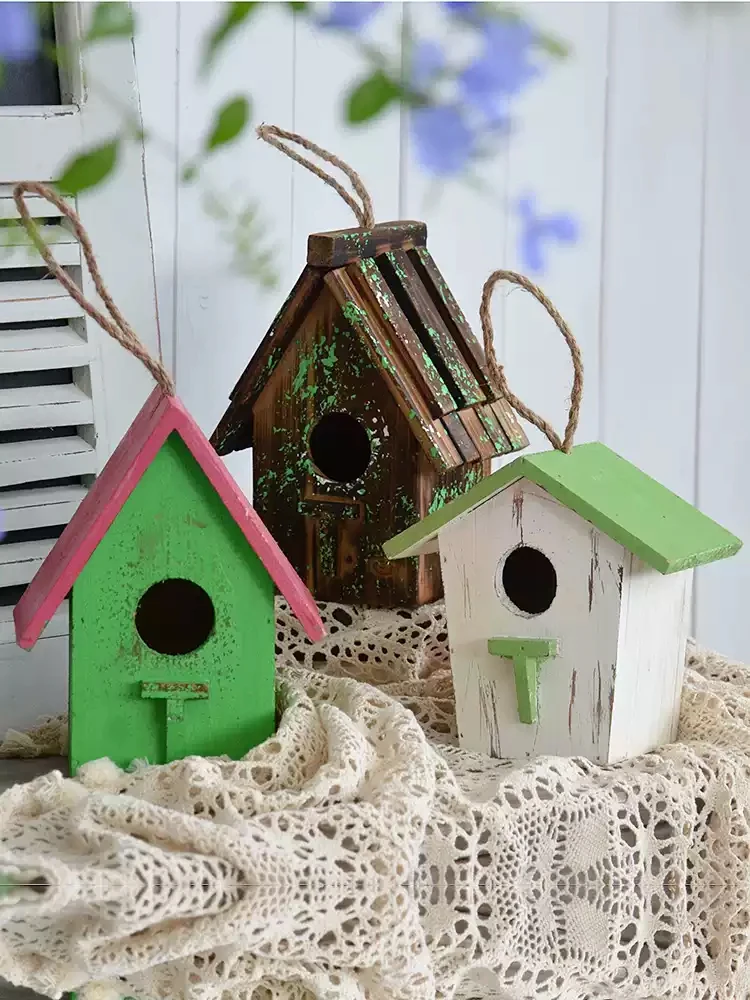 

Деревянный птичий домик ручной работы, прочный подвесной деревянный птичий домик, украшение для интерьера, уличного украшения сада, натуральный красный, зеленый