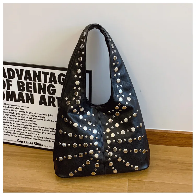 

Fashion Women Shoulder Bag Designer Luxury Rivet Tote Bag Office Large Capacity Tote Girls Punk Style Main Bolsos Para Mujeres