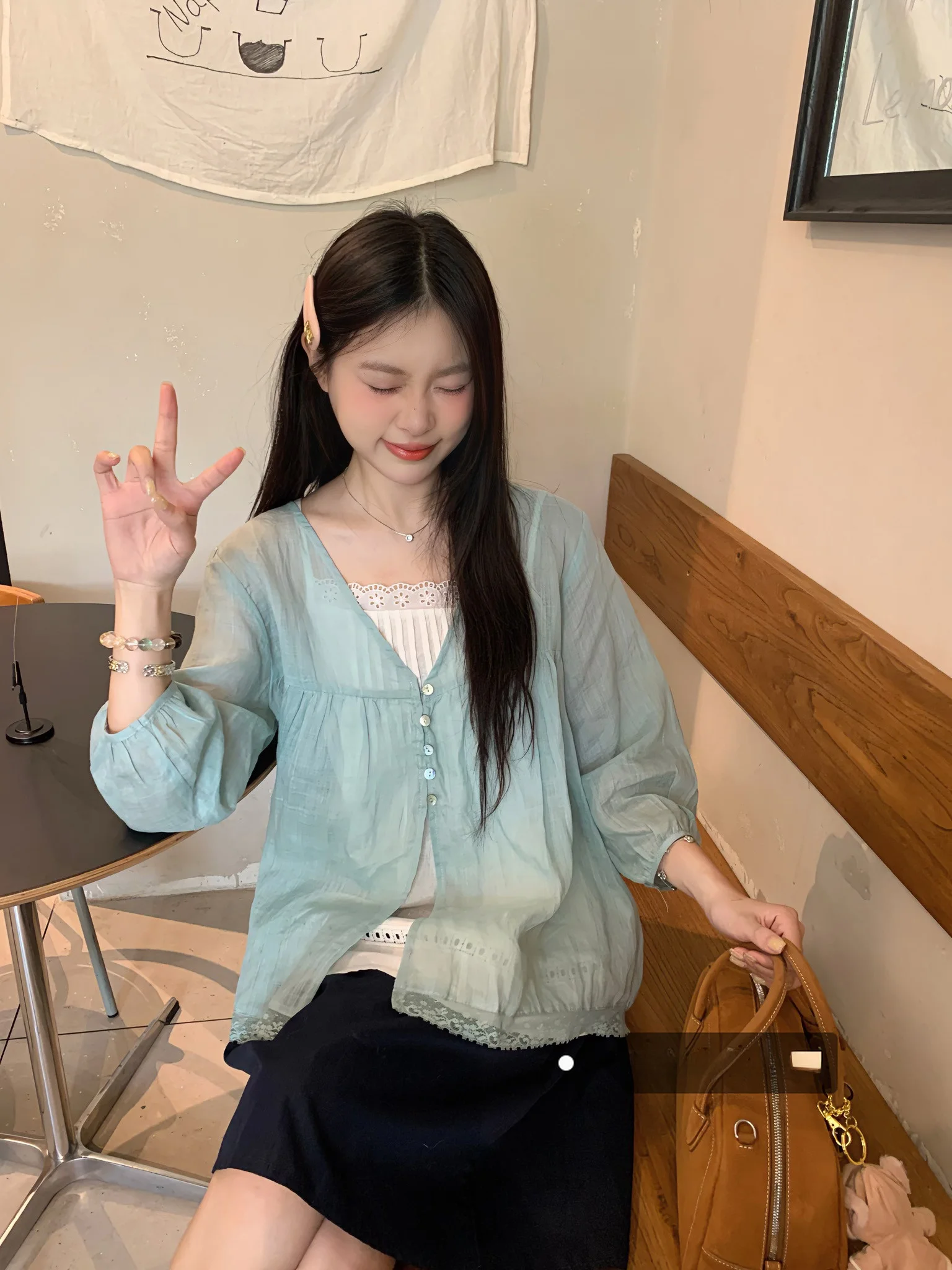 

Korean Sle Sweet V-Ne Long Sve Women's irt Loose Doll Top Sun Protection Fall New Arrival Premium Feeling Small Size