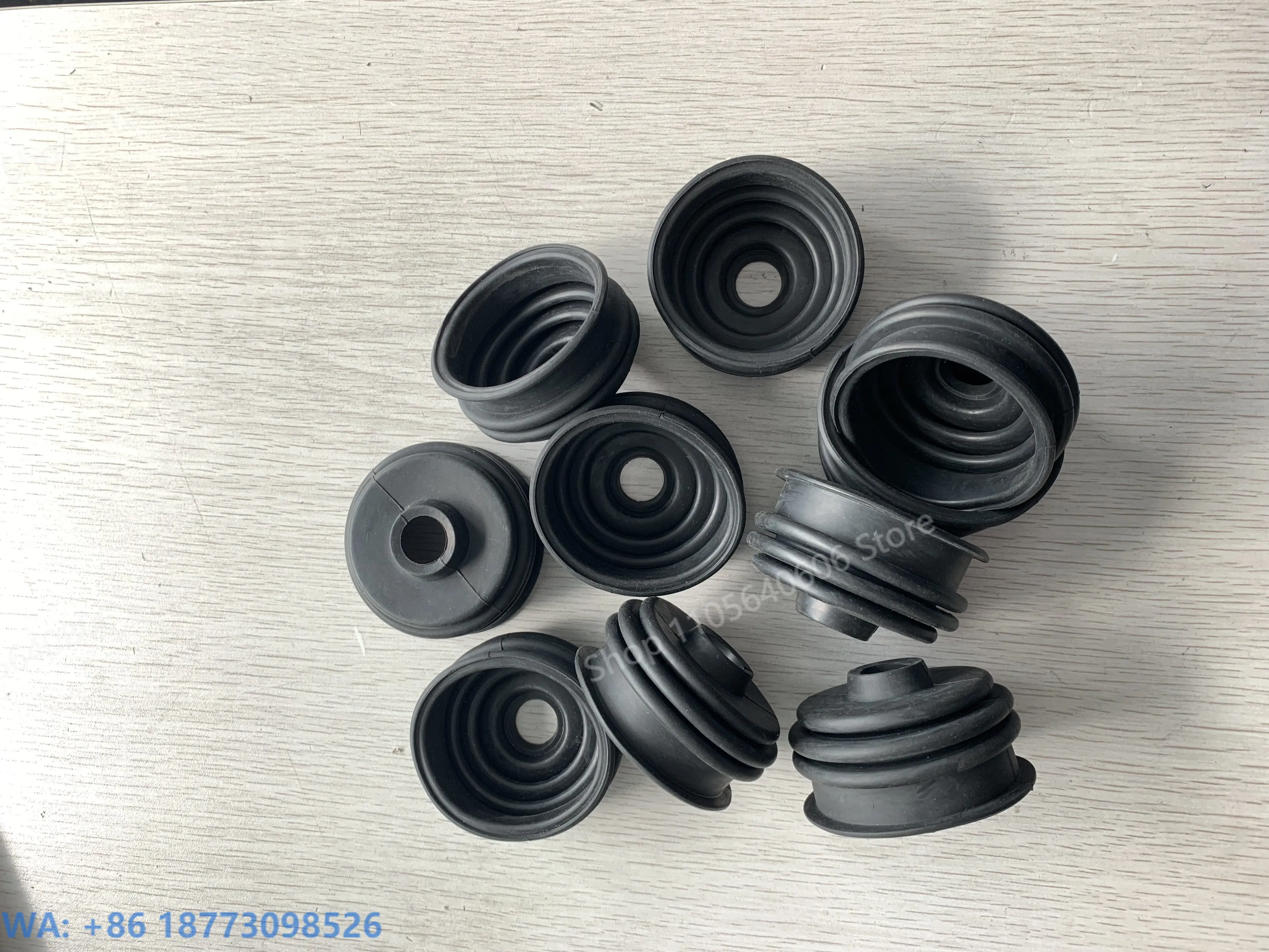 New 139598GT Operating Handle Dust Cover, 1PCS