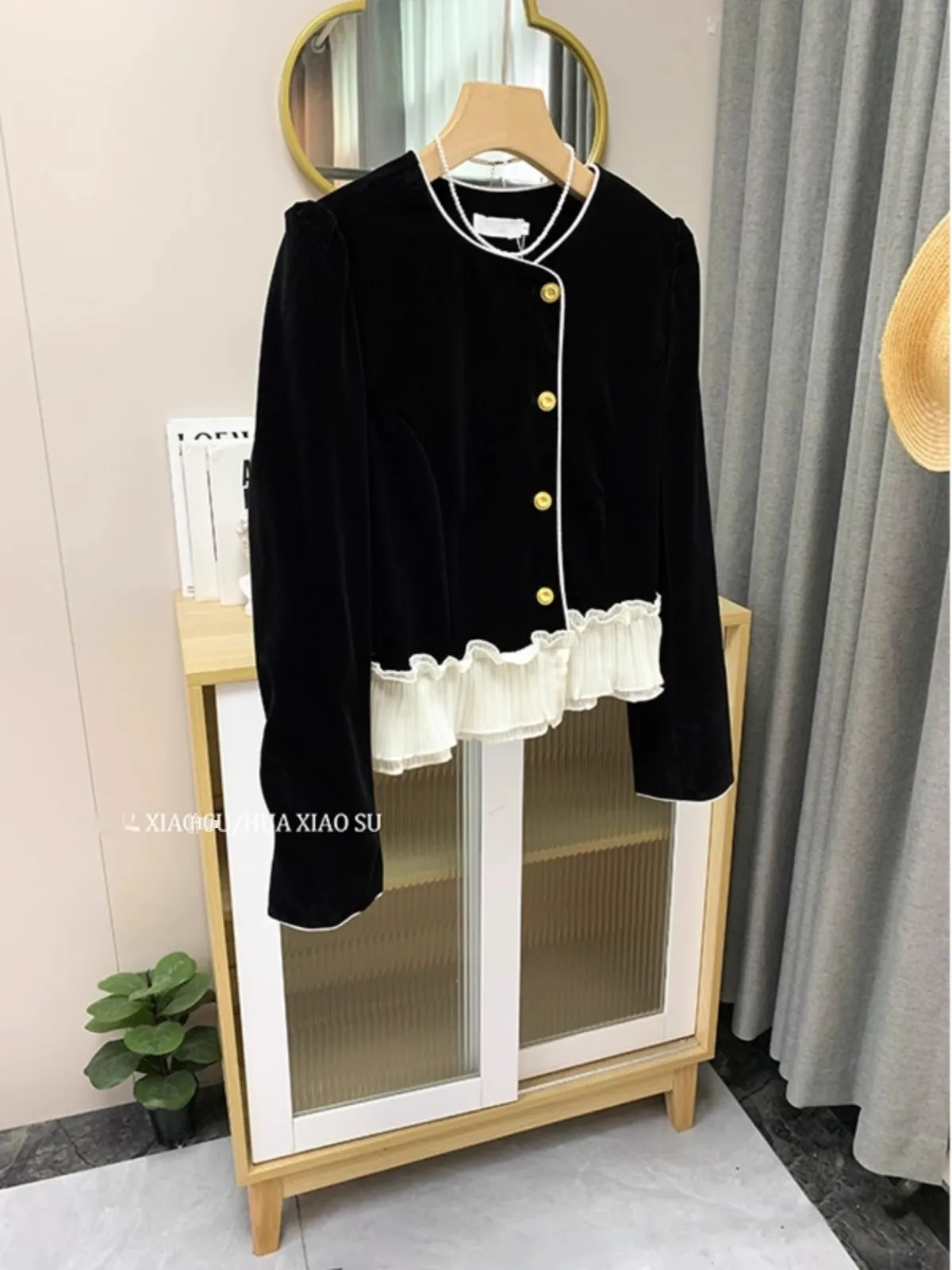 V-neck Patchwork Design Sense Short Coat Button-up Fashion Long-sleeved Jacket Chic Girls Short Comfortable Vintage Tops