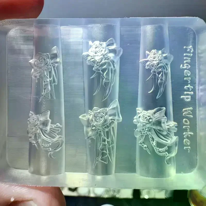 Silicone Flower Nail Carving Mold Acrylic Lily Hibiscus Floral Stamping Plate Nails Stencils Five-Petal Blossom Nail Template 3