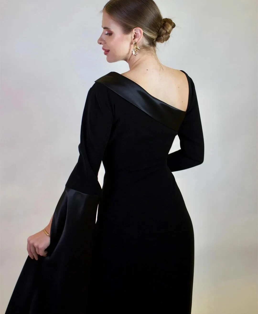 فستان سهرة كلاسيكي أسود رسمي غير متماثل رقبة كم طول الكاحل غمد وصمة عار حفلة موسيقية رداء حفلات رداء السهرة