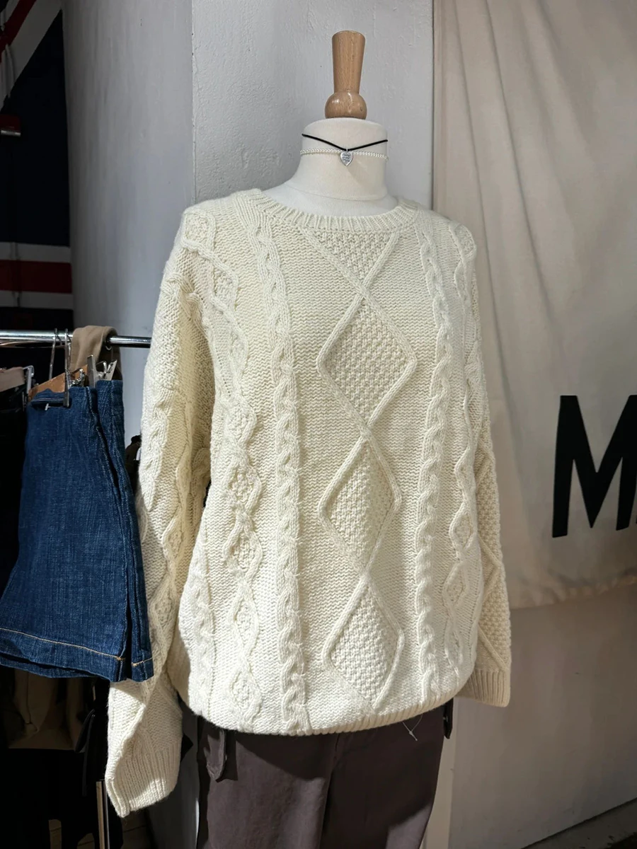 

Beige Twisted Flower Pullover Sweater Women Autumn Round Neck Long Sleeve Jumpers Preppy Style Sweet Casual Knitted Sweaters Y2k