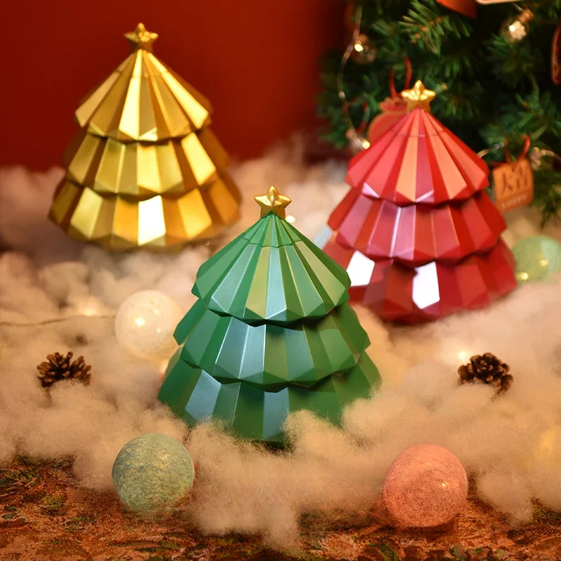 

Christmas tree piggy bank piggy bank children boys and girls creative Christmas day