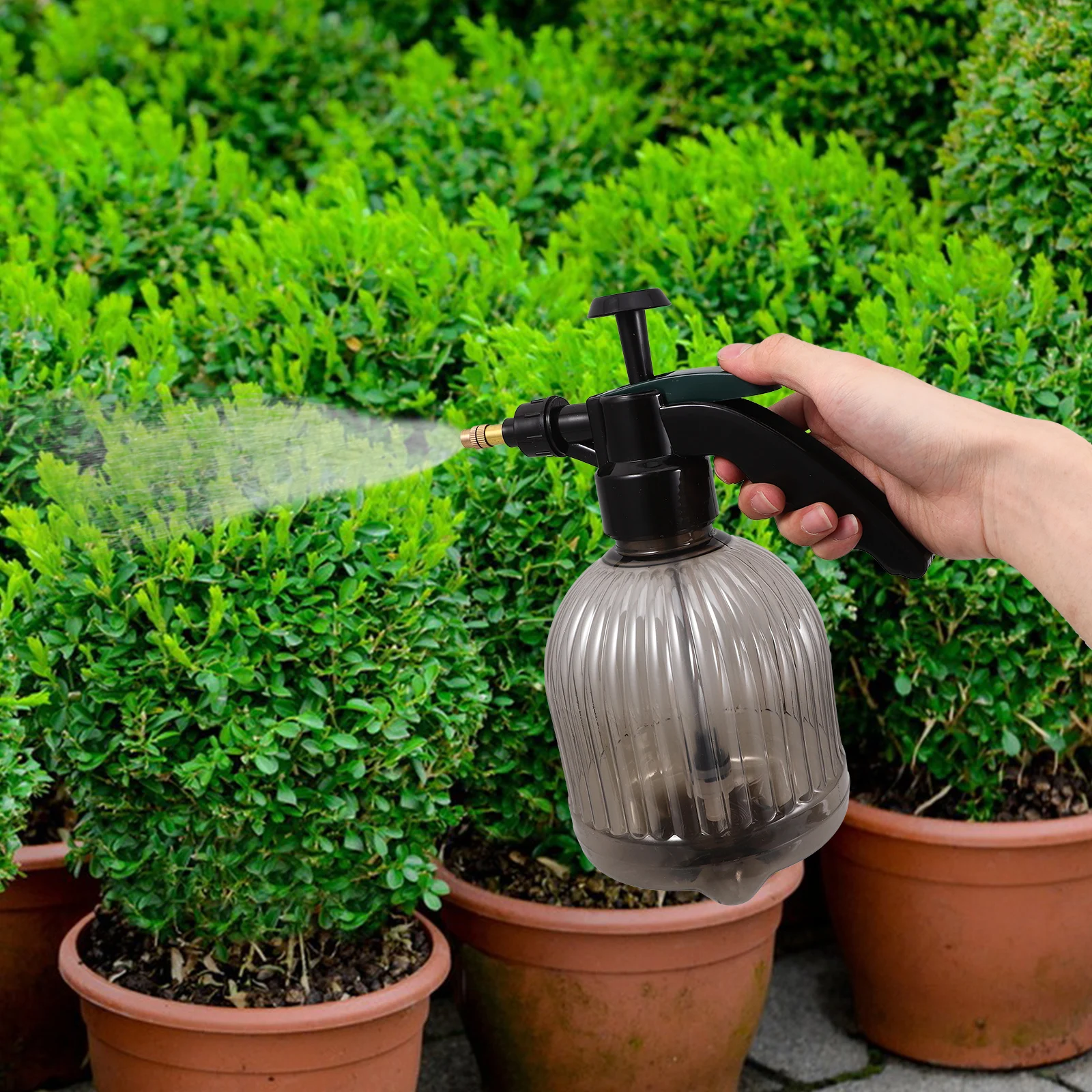 

Plastic Watering Can Manual Sprayer Garden Bottle Pressuring Pressure Pump Kettle Lightweight Portable Reusable Plants