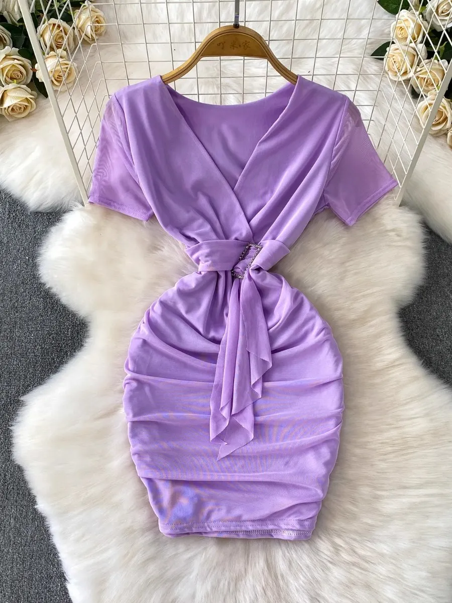 Foamlina 여성 여름 메쉬 미니 드레스 섹시한 크로스 V 넥 타이 허리 딥 넥 라인 슬림 피트 Bodycon Club Party Outfit