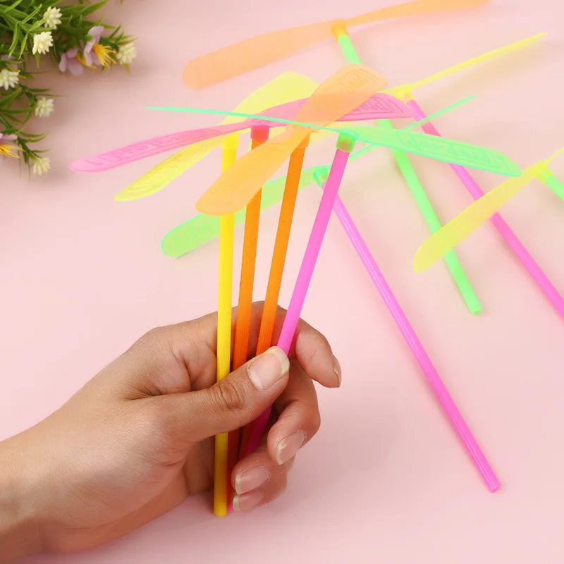 

20/50pcs Novelty Plastic Bamboo Dragonfly Propeller Outdoor Classic Toy Kid Gift Rotating Flying Arrow Multicolor Random Color