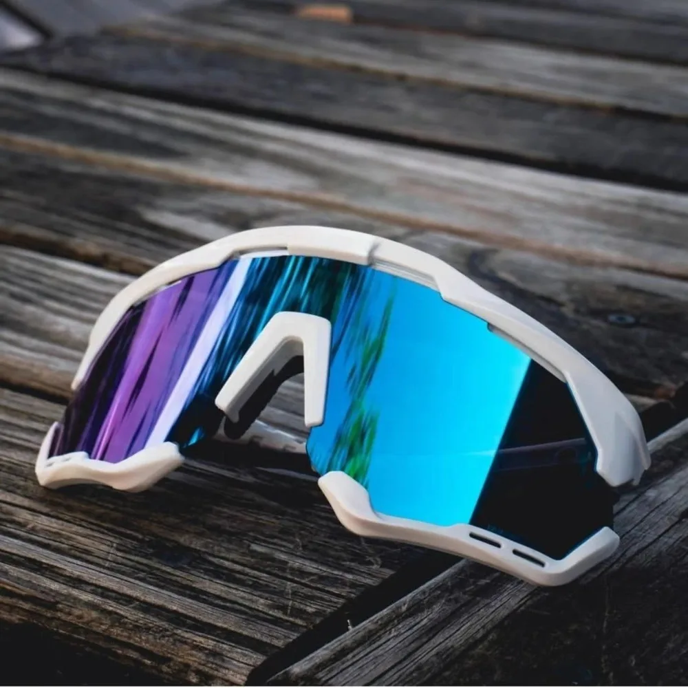 

2026 Ultralight Polarized Cycling Sunglasses UV400 Windproof Running Glasses Unisex