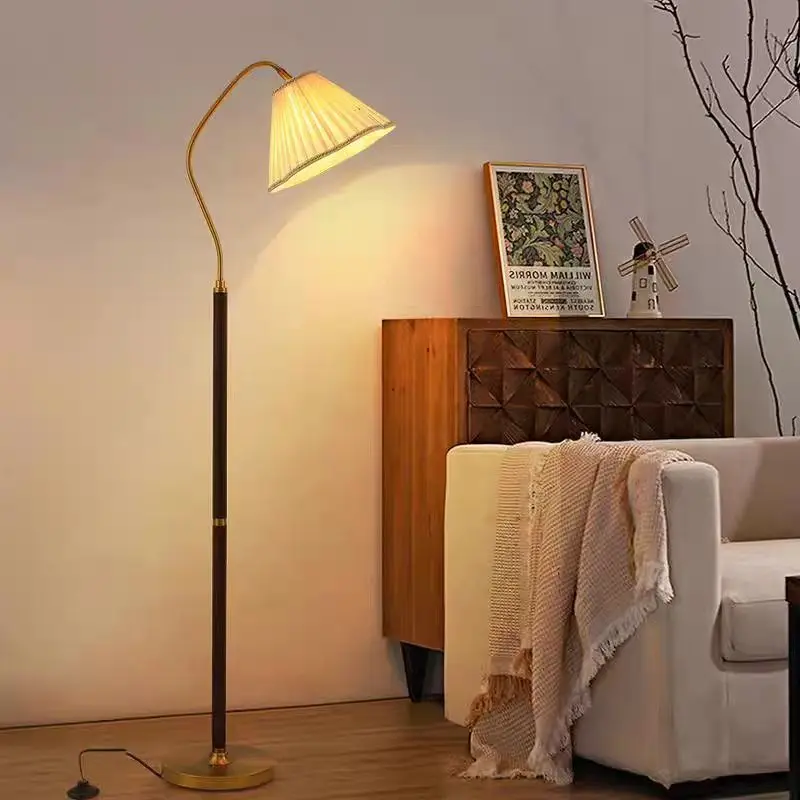 

Medieval French retro floor lamp living room bedroom bedside vertical table lamp room decor pleated floor light