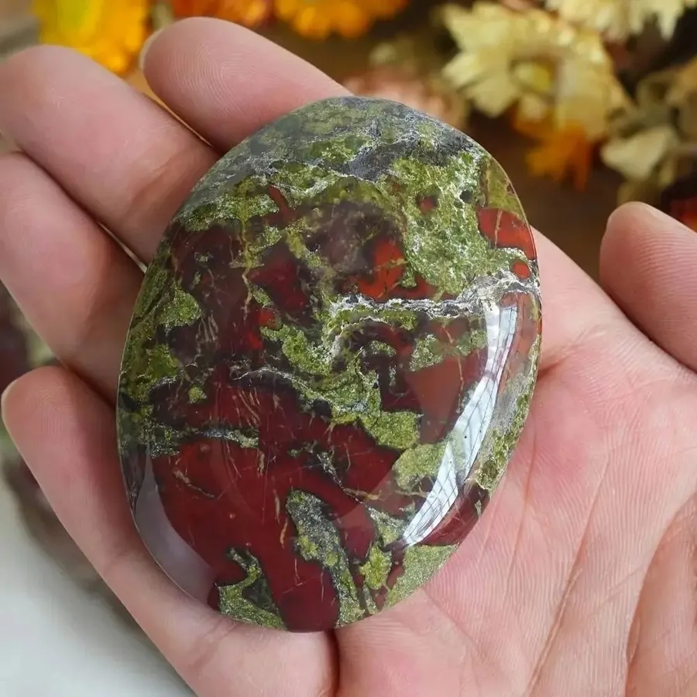 Raw Natural Dragon Blood Stone Palm Stone, Reiki Crystal Worry Pocket, Polished Gemstone for Meditation, Healing Energy
