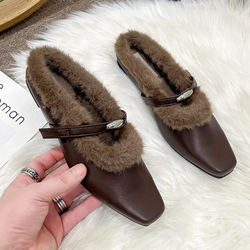 

Осенне-зимние женские теплые хлопковые шлепанцы на плоской подошве, модные туфли с закрытым носком, лаконичные уличные шлепанцы без шнуровки на меху