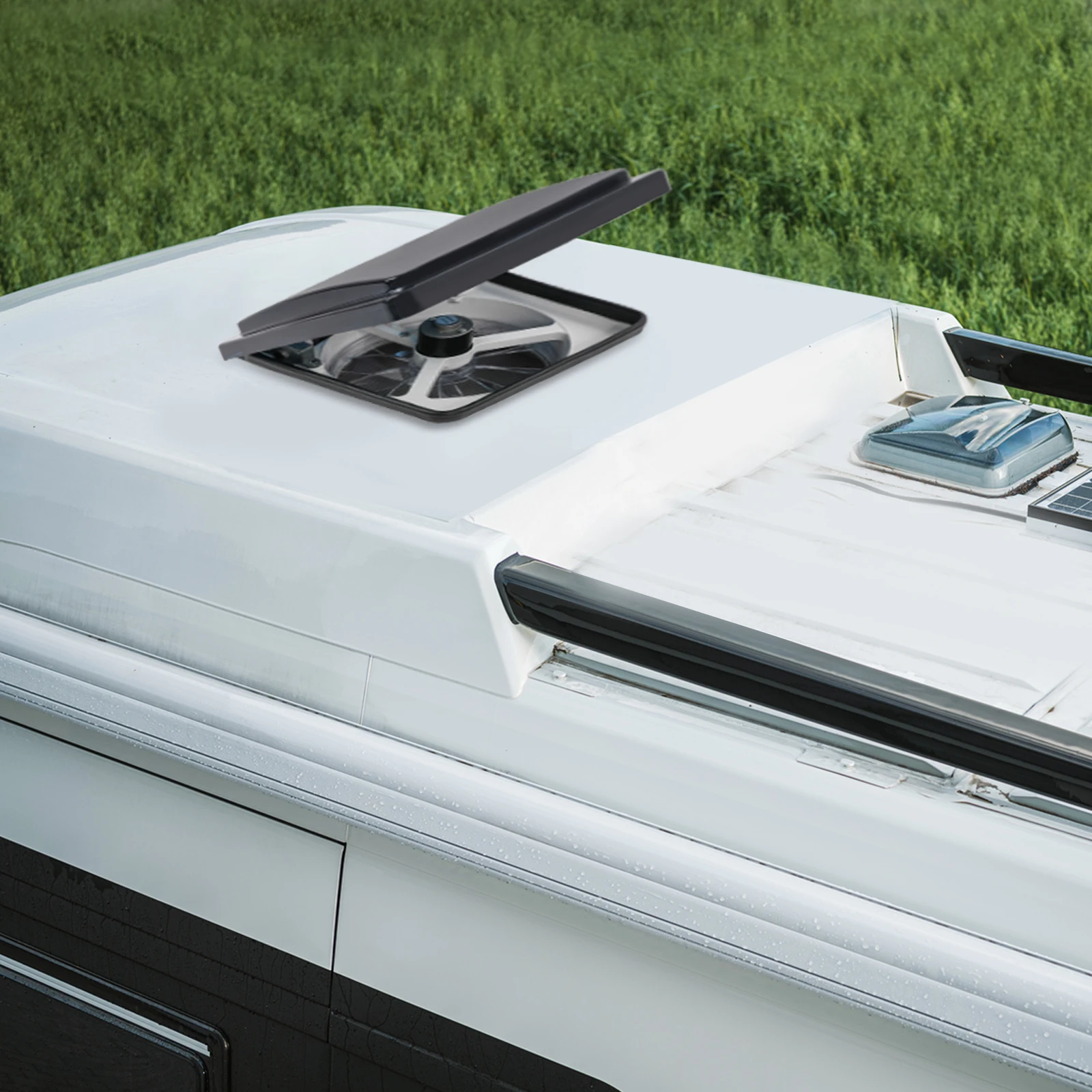 12V 6-Gang Lüfter mit Fernbedienung, Temperatur- und Regensensor, LED-Licht, Umkehrbarem Luftstrom, Dachmontage-Abluftventilator für Wohnmobil, Reisemobil, Anhänger, Wohnwagen