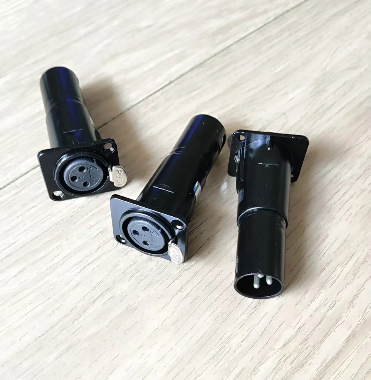 5PCS/LOT Three-core XLR 3Pin Canon Female To Male D-type Metal Socket For Audio Connection Converter XLR Canon Mounting Base XLR