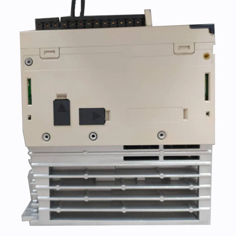 Brand New Original Spot Plc Programming Controller  Servo Motor Driver SGD7S-2R8A30A002  AC Servo Driver