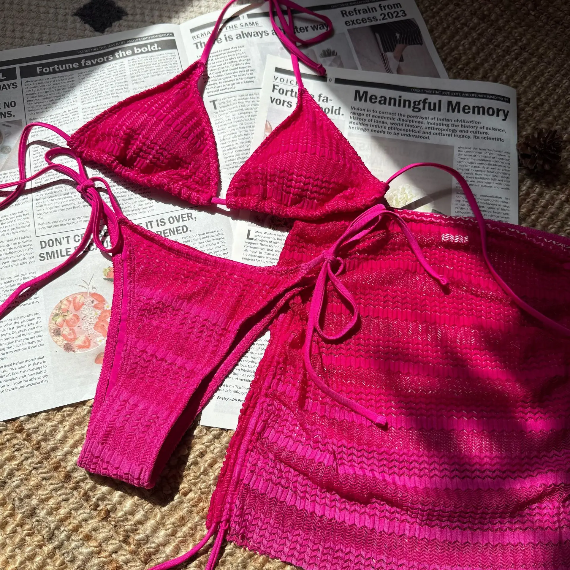 섹시한 그라디언트 마이크로 홀터넥 스트링 비키니 세트 3pcs drawstring 미니 스커트 비치 의상 수영복 수영복 수영복