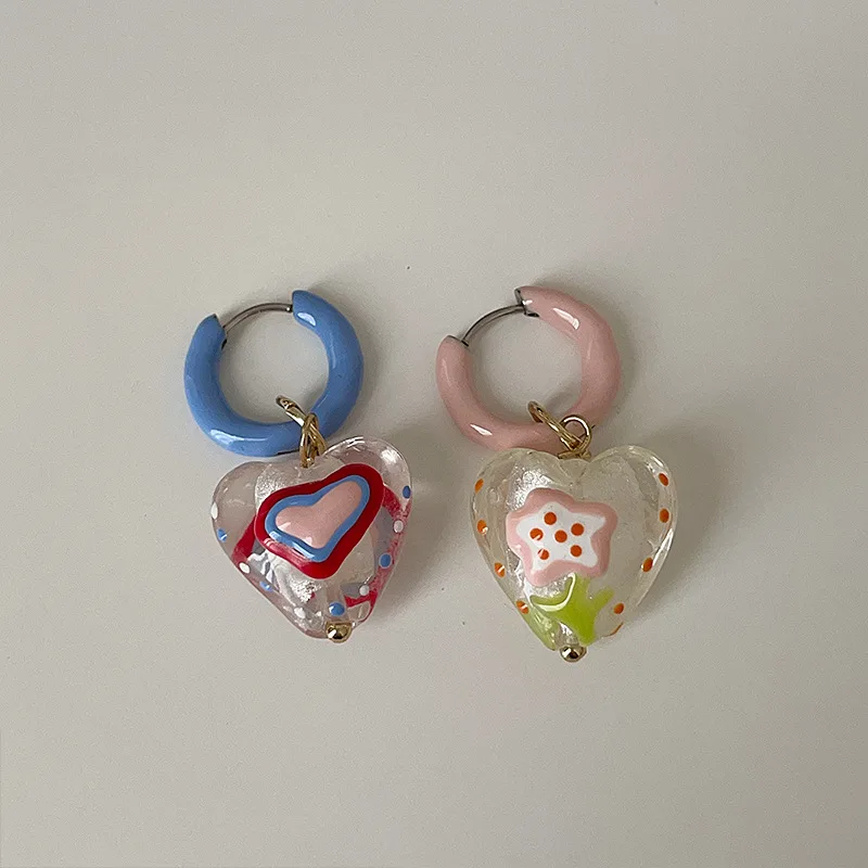 

Sweet Candy Color Enamel Clear Coloured Glaze Asymmetric Love Heart Hoop Earrings for Women Statement Party Daily Jewelry