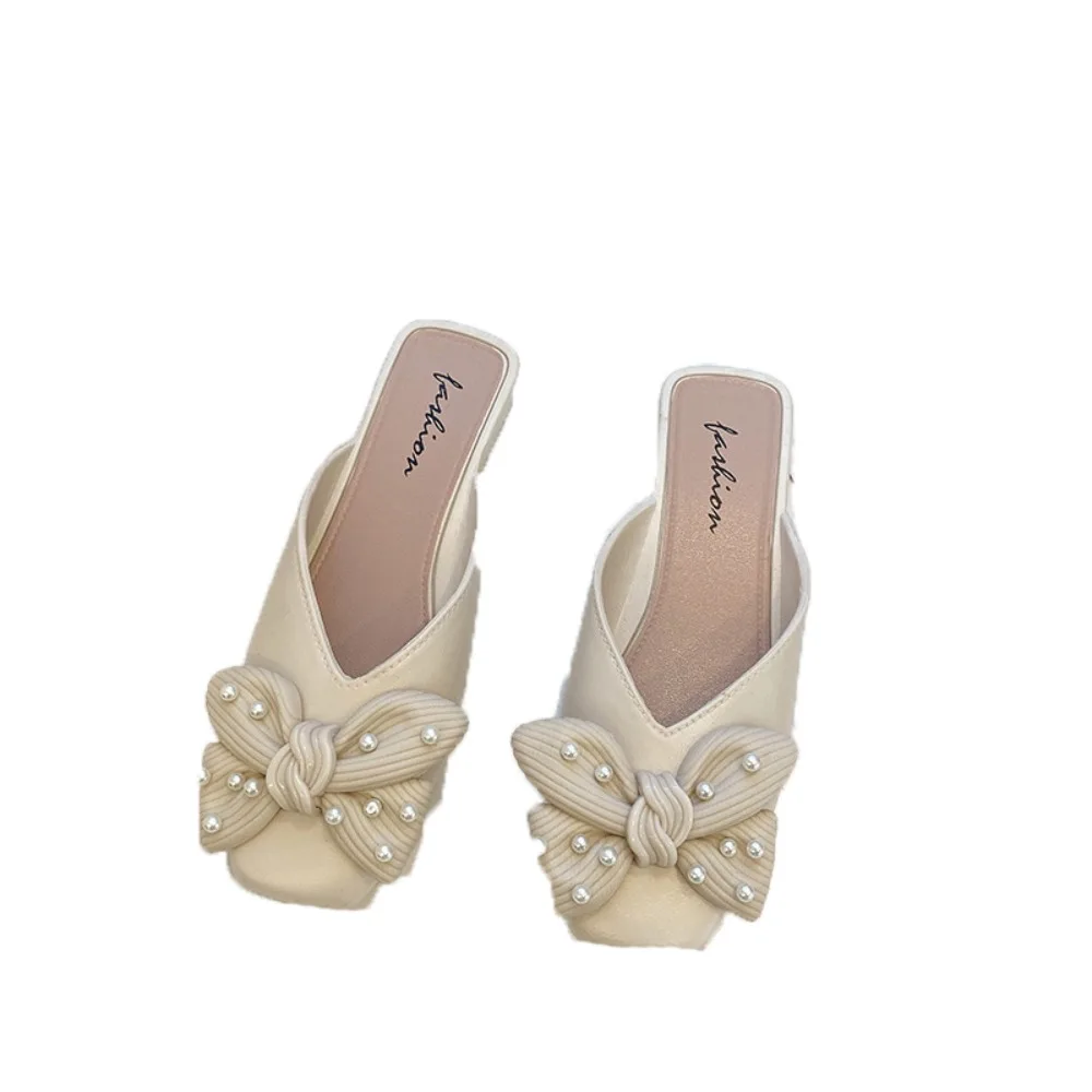 

Модные нескользящие кожаные тапочки, женские туфли с жемчужными бусинами, шлепанцы, сандалии с круглым носком, милые летние тапочки на плоской подошве с бантом