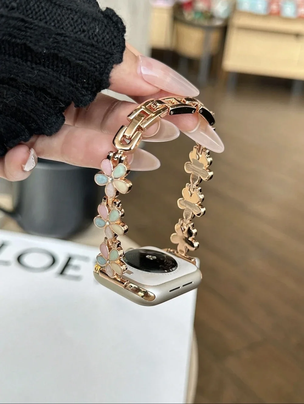 Nice Flower Stainless steel bracelet link For Apple Watch band Series 8/7/6/10/9/11 40mm 41mm 38mm 42mm 44mm 45mm 46mm Strap