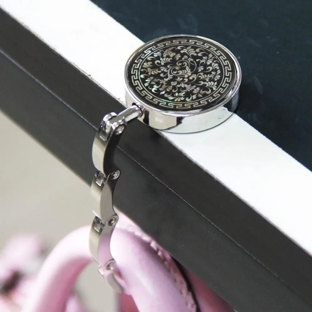 Metal Round Hook Vintage Flowers Foldable Table Hook Purse Bag Hanger Handbag Hanger Desk Hooks Travel Portable Hook