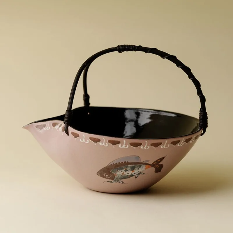 

rattan lifting beam fair cup, pottery hand-painted tea sea tea divider, kung fu tea set anti-scalding, portable male cup