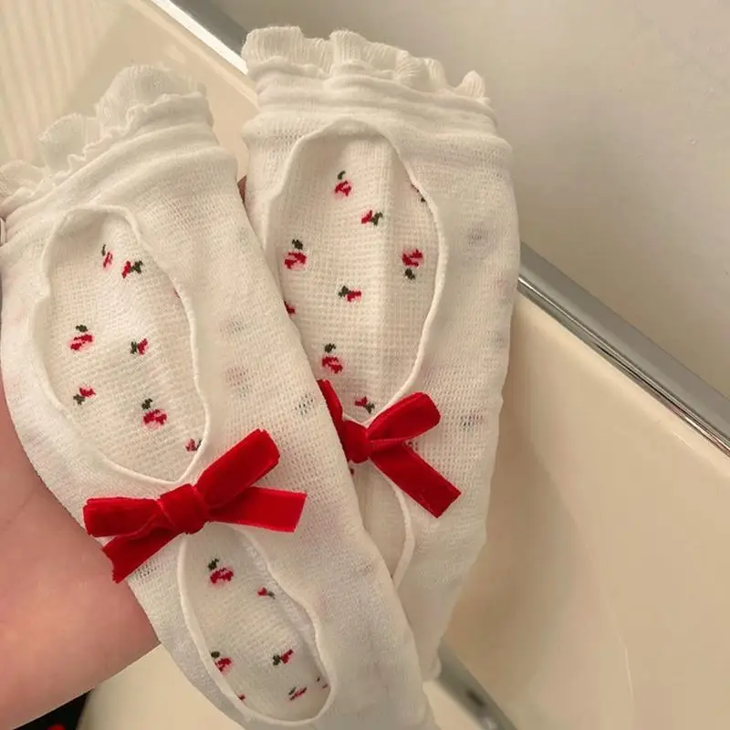 195E damskie plisowane, marszczone wykończenia skarpetki załogi styl japoński Vintage kwiatowy Print Hollow Out siatka