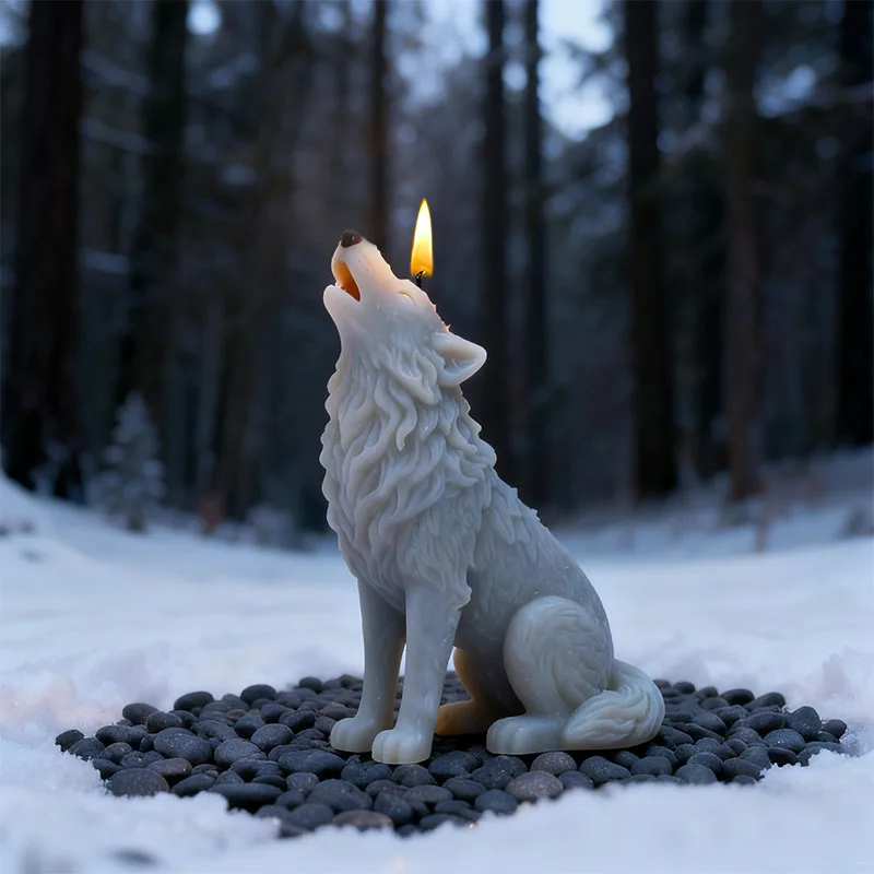 Snowfield Howling Moon Wolf Candle Mold Silicone DIY Handmade Aromatherapy Wax Mold Forest Style Wild Decorative Art Handmade Tools