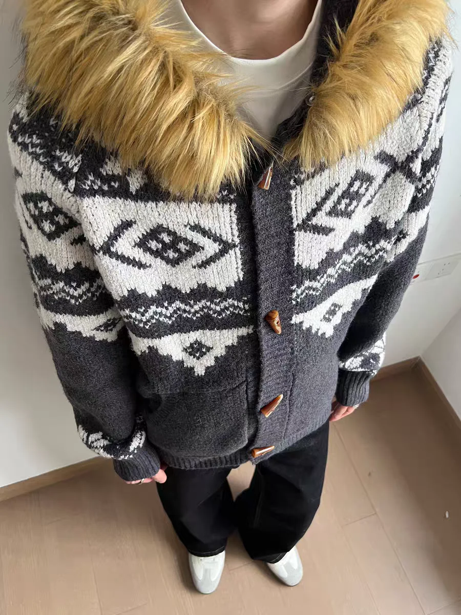 

American Retro Faux Fur Collar Fair Isle Hoodie Jaet Men Women Autumn Casual Versatile Knitted Sweater Couple Contrast Color