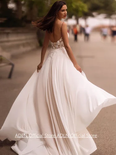 Imagen 2 del producto Vestido de novia de playa Sexy, vestido de novia bohemio personalizado con tirantes finos, cuello en V, apliques de lentejuelas, vestidos de novia sin espalda de gasa