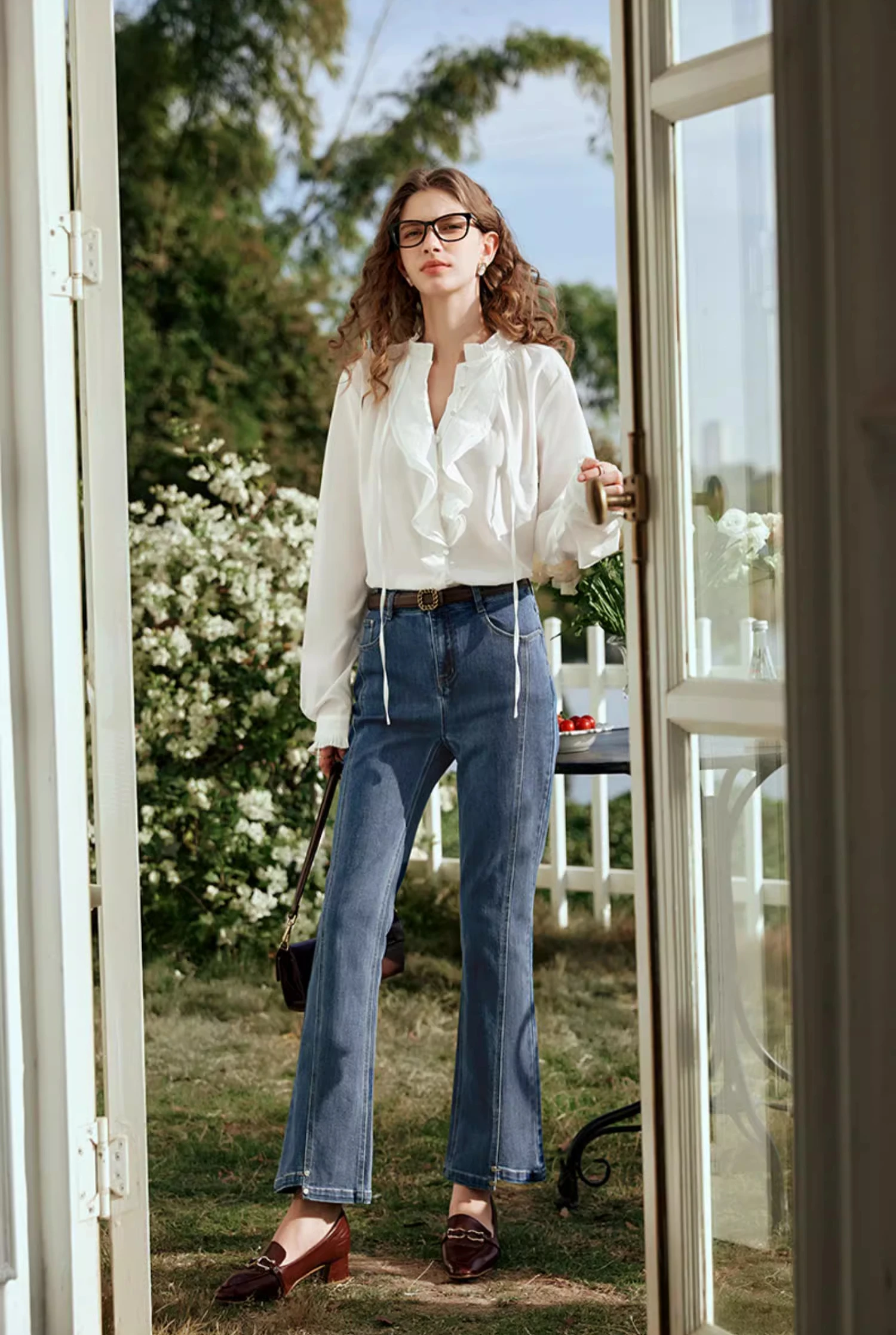 

OLrain Women's Cotton Flare Jeans 2025 Autumn Slim Simple High-waist Pants Solid Long Denim Trousers Female Clothing O24XA89816