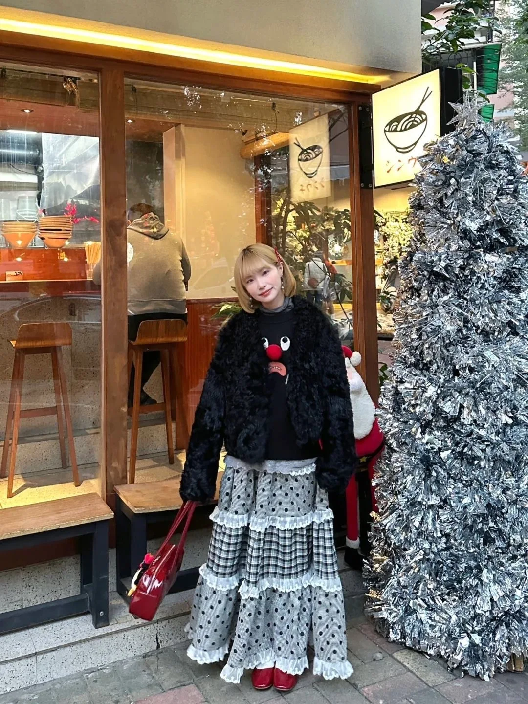 กระโปรงลายสก็อตแต่งระบายลูกไม้ทรงเอไลน์สำหรับผู้หญิง สไตล์ฮาราจูกุ แมทช์ได้กับทุกชุด ดีไซน์หรูหรา ย้อนยุค เซ็กซี่