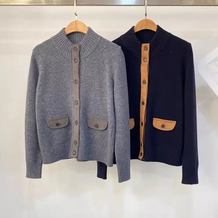 100% الصوف محبوك بالأزرار 2025 الخريف الشتاء أسود رمادي الصوف محبوك جلد الغزال كتلة اللون طويلة الأكمام بالأزرار غير رسمية