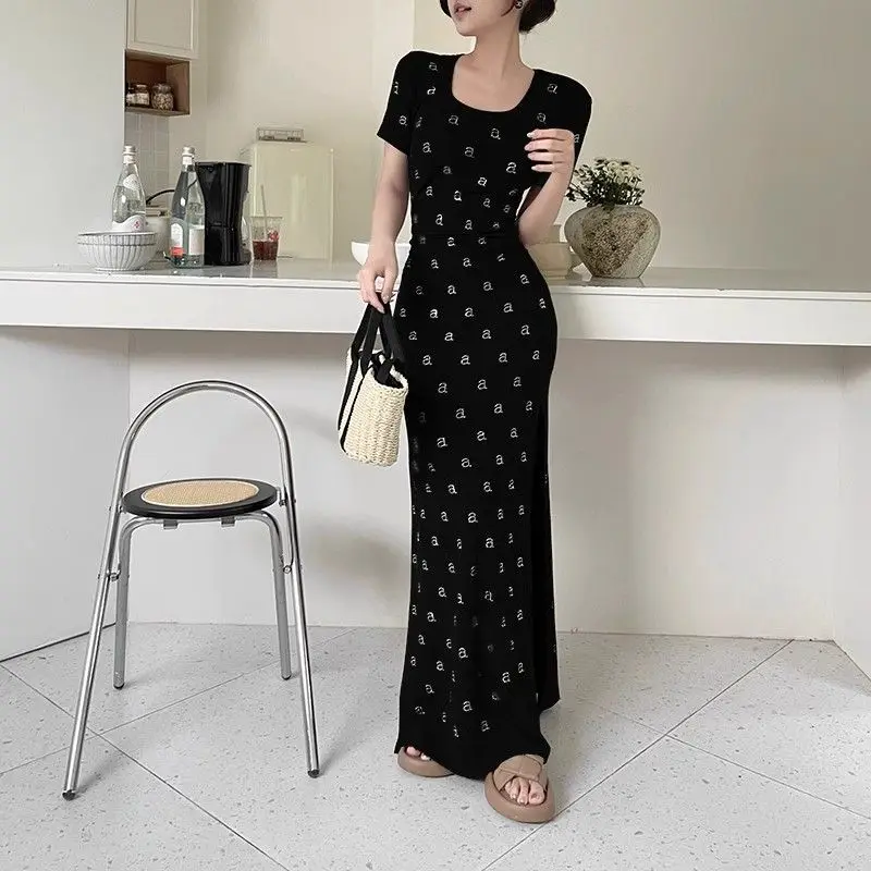 

French Chinese Style Pure Desire Wind Diamonds Square Neck Short Sleeve Dress Women 2024 Summer New Forking Hip Slim Maxi Dress