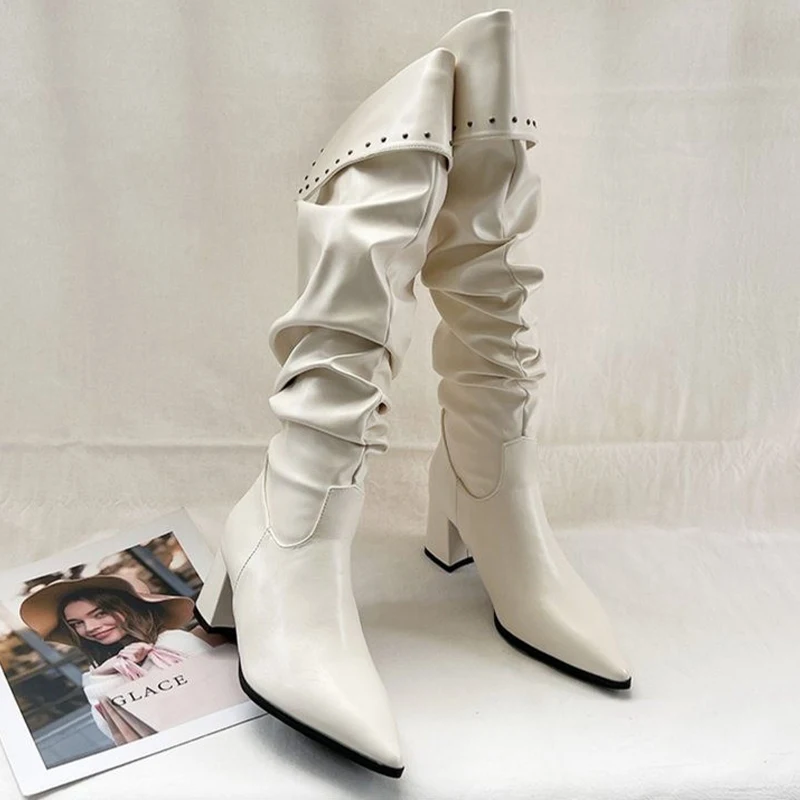 

Женские высокие сапоги на высоком каблуке, модная обувь на массивном каблуке, роскошные зимние сапоги до колена с острым носком 2025, дизайнерское платье Mujer Zapatos