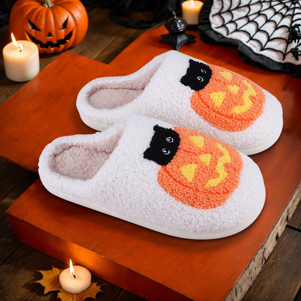 Halloween-Plüsch-Hausschuhe, rutschfest, bequem, pelzig, Hausschuhe, Kürbis-Katzen-Muster, flauschig, für Zuhause, warmer Hausschuh für den Winter und Herbst
