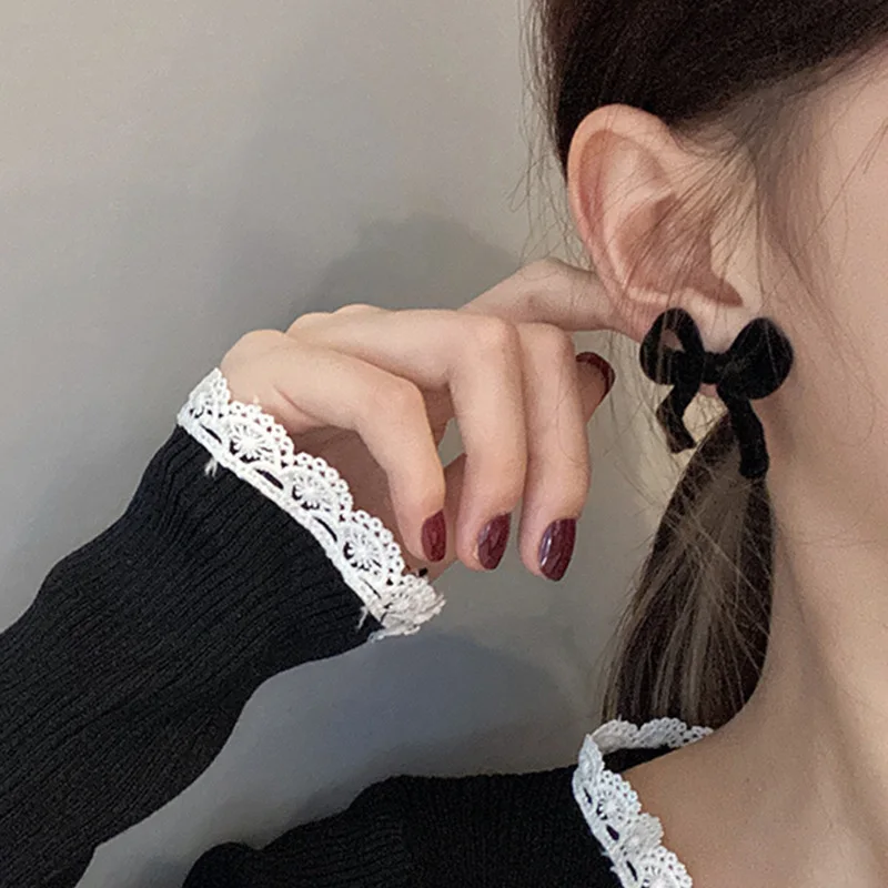 French New Stud Earrings Red Velvet Alloy Bowknots Sweet Velvet Earrings Jewelry Accessories Gift