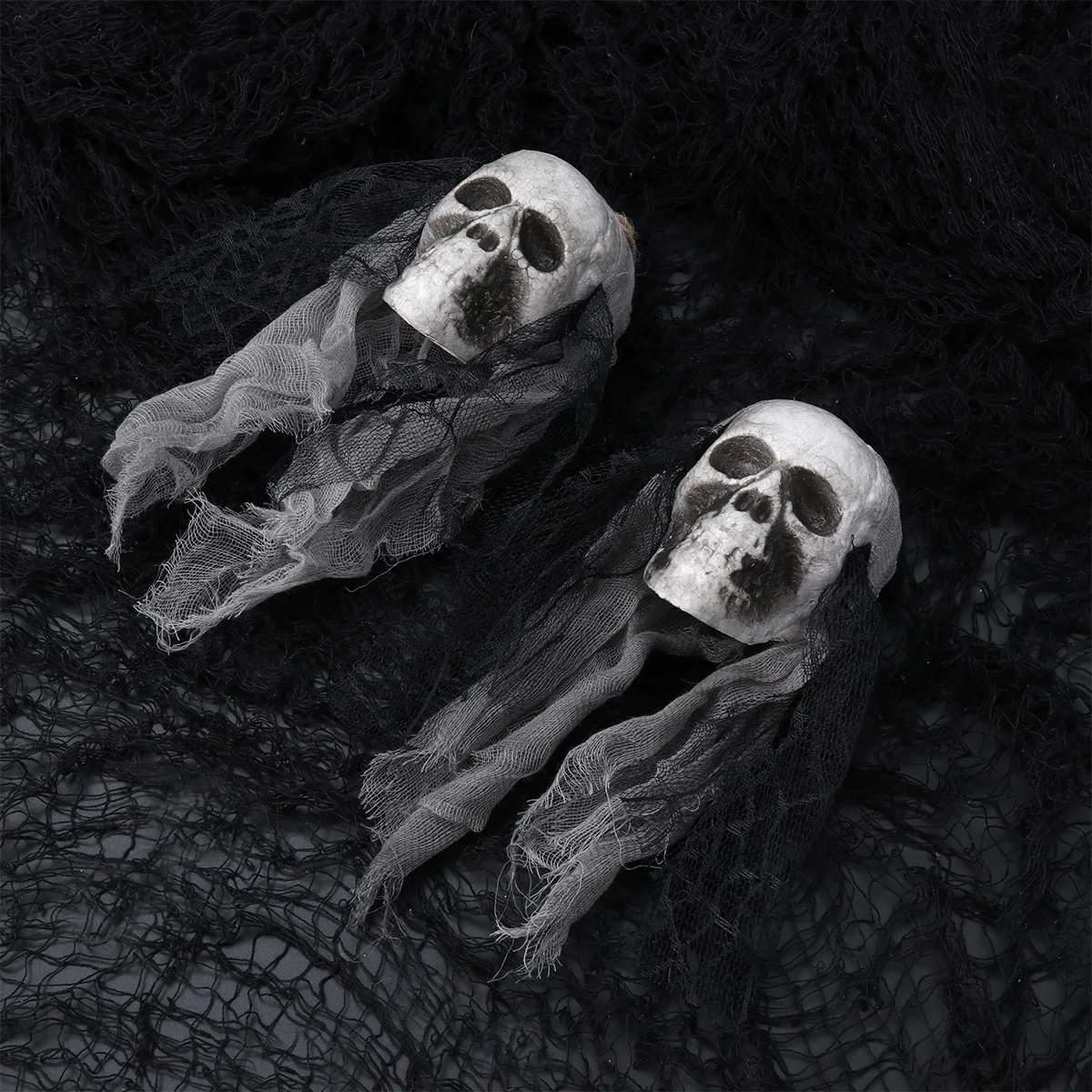 

3pcs Skull Hanging Decorations Lightweight Creepy For Halloween Party Home Garden Yard Porch Bar Haunted House Props