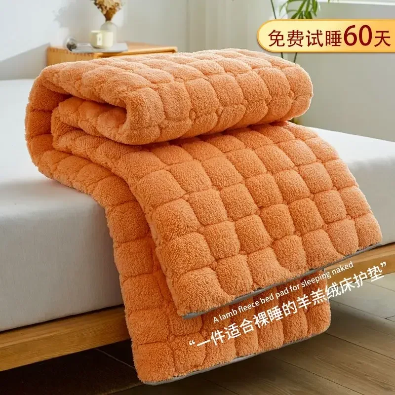 ฤดูหนาว WARM Plush บ้านที่นอน Toppers หอพักเดี่ยวผ้าคลุมเตียงคู่ลื่นที่นอนผ้าปูที่นอนบางพับ Tatami MAT