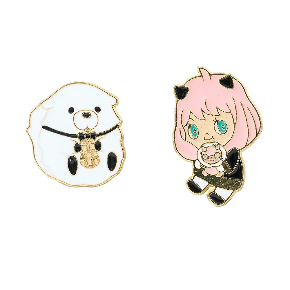 Broche esmaltado de Anime SPYxFAMILY, figura de dibujos animados Kawaii Anya Forger Bond Forger, alfileres para mochila, bolso de mano, accesorios bonitos
