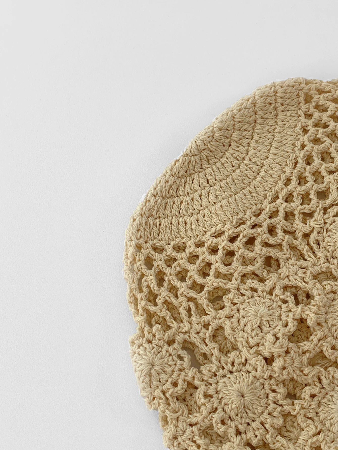 بلون الرجعية شخصية حبة الديكور اليدوية الكروشيه الجوف تو قبعة المرأة العرقية نمط أنيق رقيقة البلوز قبعة