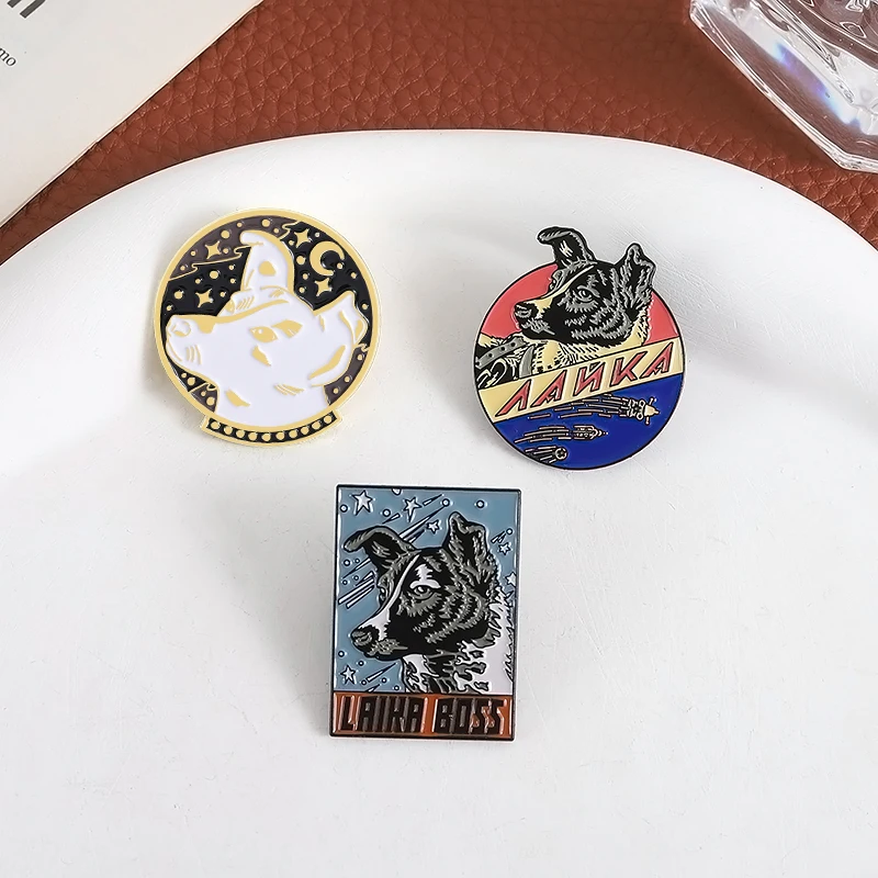 مضحك الكرتون الفضاء الكلب بروش المينا دبابيس مخصص لايكا بوس الاتحاد السوفياتي بروش ظهره شارة مجوهرات بأشكال حيوانات الإكسسوار للأصدقاء