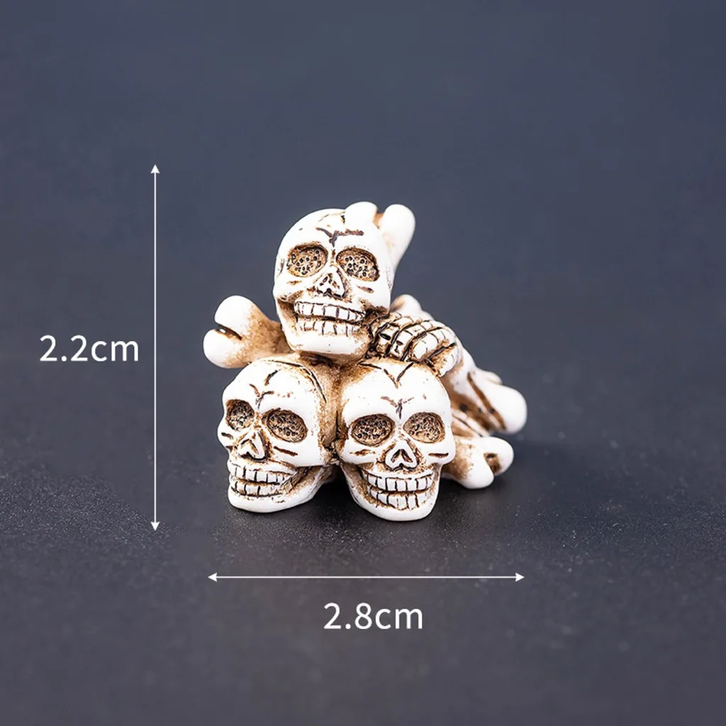 Halloween Miniature Figurine Creepy Halloween Desktop Decoration Mini Halloween Ornament Lightweight Spooky Resin Decoration
