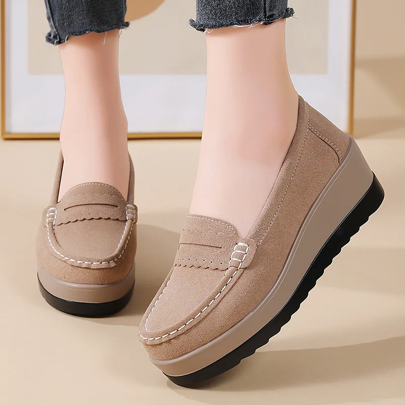 

Новинка весенне-осеннего сезона: женские туфли из натуральной кожи, легкие, модные, в клетку, на танкетке с толстой подошвой, повседневные женские балетки, слипоны.