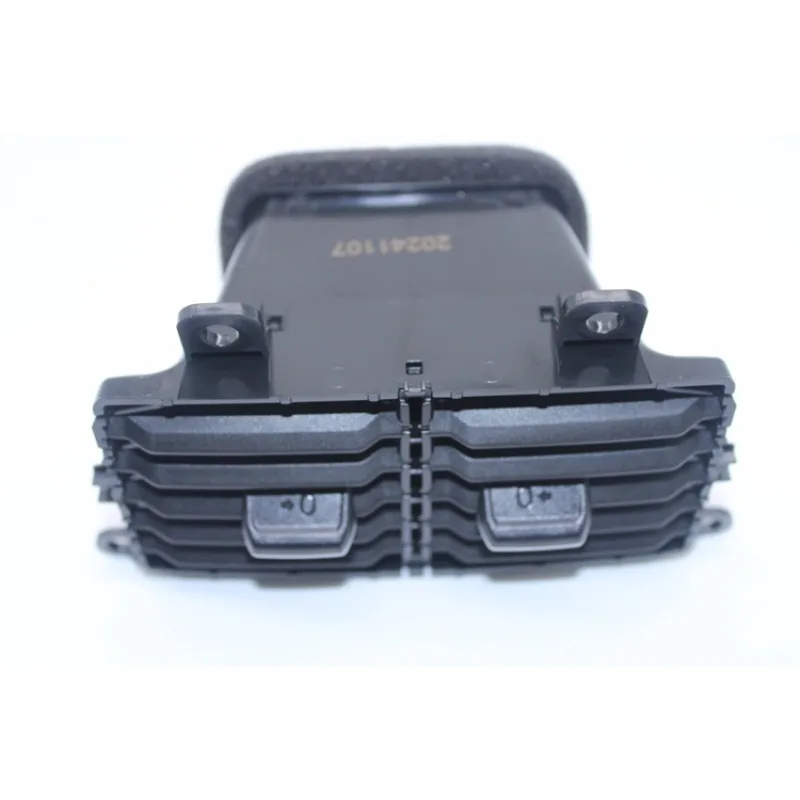 

For 19-24 Volkswagen Sagitar Rear Air Outlet Assembly 1pcs 17G 819203