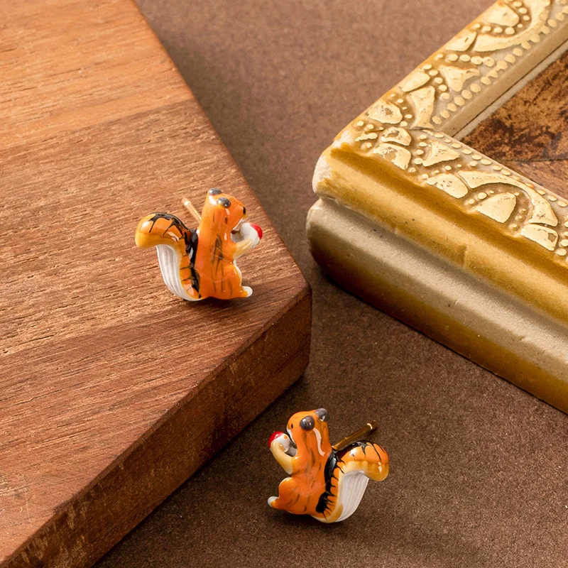 Fashionable, sweet and exquisite hand-painted enamel drop glaze cute little squirrel earrings niche design earrings