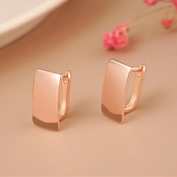 Designer Jewelry Gold Color Women Earrings Metal Geometry Shiny Rectangular Glossy Earrings for Women Wedding Jewelry Aesthetic