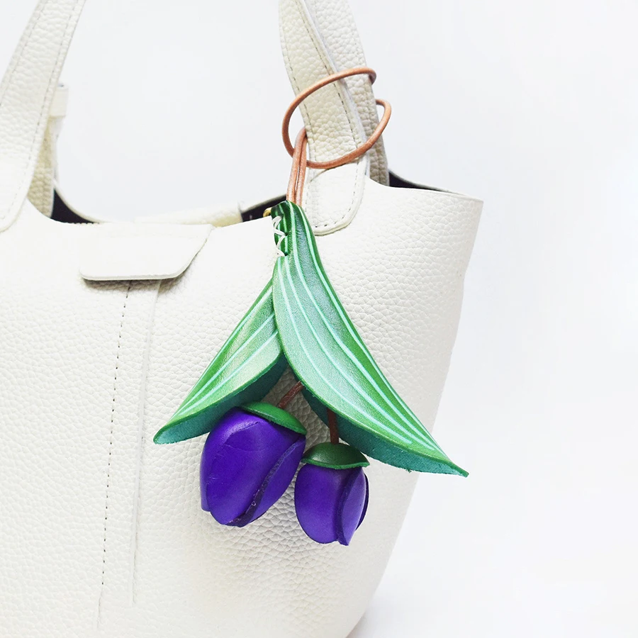 

Purple Flower Keychain Charm Set Cute Cowhide Leather Floral Bag Accessories for Purple Lovers Realistic Bloom Bag Pendant